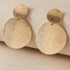 Round drop earrings